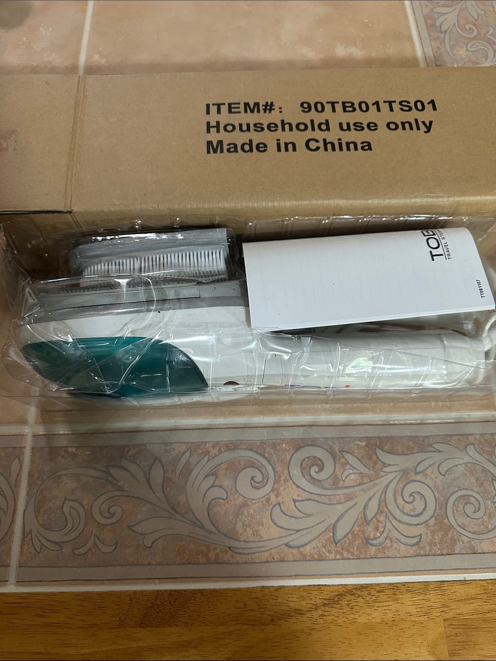 Tobi Portable Steam Cleaner/wrinkle remover